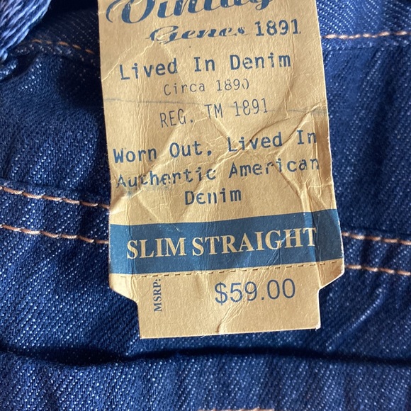 NWT Vintage 36x32 blue jeans comes with a wide blue and white belt. - Picture 3 of 6